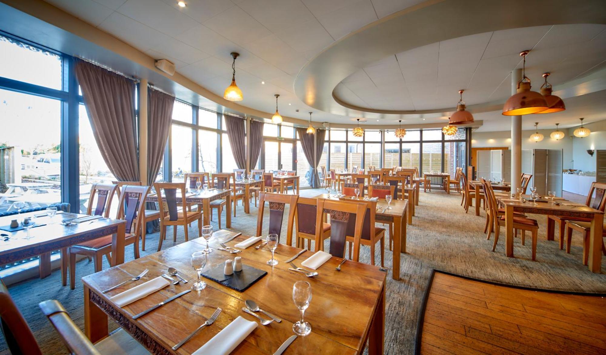 Lazaat Hotel Skidby Buitenkant foto